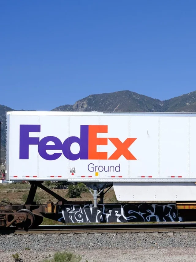 Update News: FedEx Stock Surges as Earnings Improve due to Cost-Cutting Efforts
